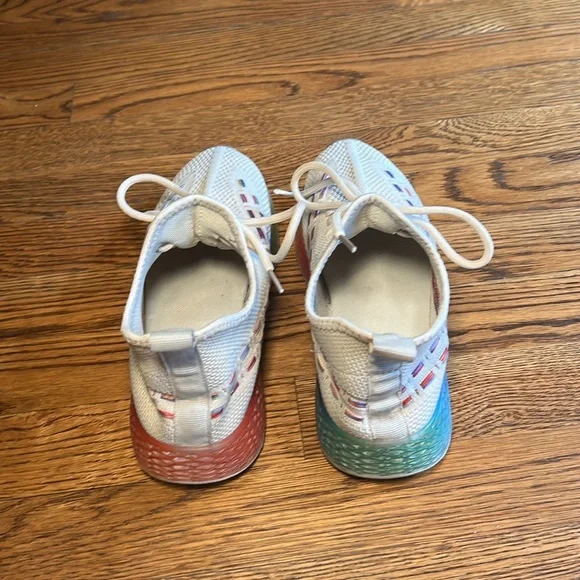 Tennis / Casual Shoes Size 7 Rainbow Sole - Picture 3 of 5